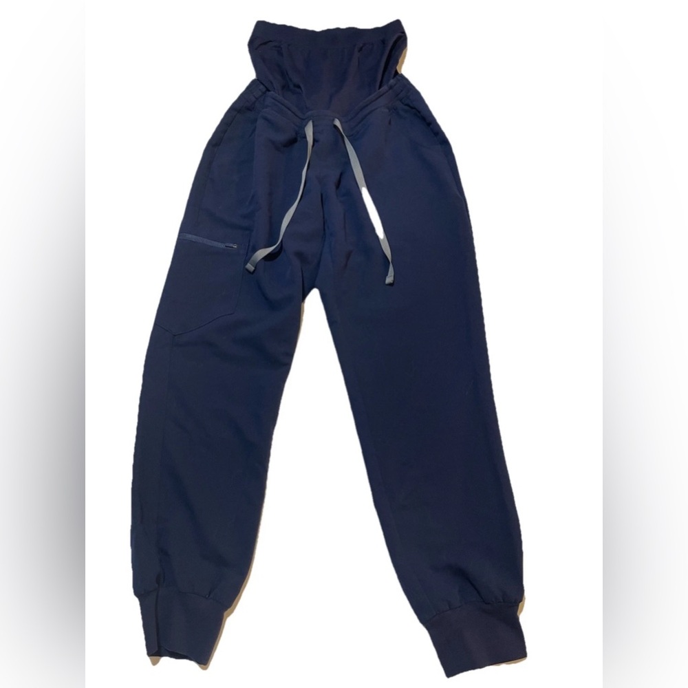 Figs Women’s Maternity Joggers- Small Petite